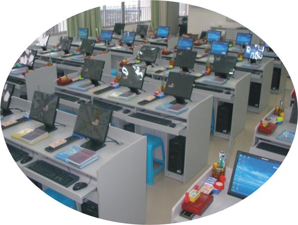 會(huì )計電算化實(shí)驗室設備