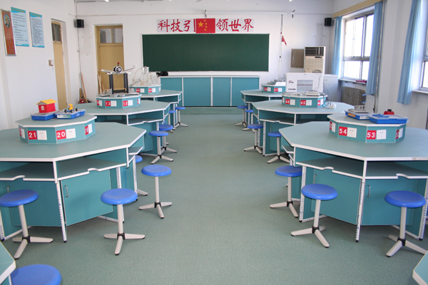 高中通用技術(shù)實(shí)驗室