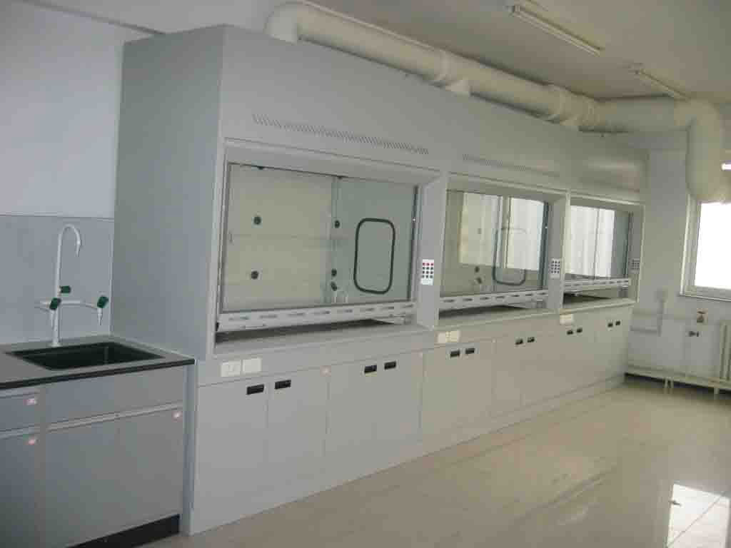 實(shí)驗室通風(fēng)柜（標準型、補風(fēng)型、聯(lián)體型、桌上型、落地式、不銹鋼通風(fēng)柜）